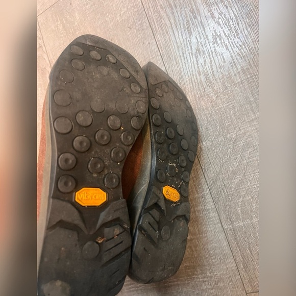 Arc'teryx Acrux SL Leather
Approach Shoes Women's Size 7 $189 - Picture 4 of 5